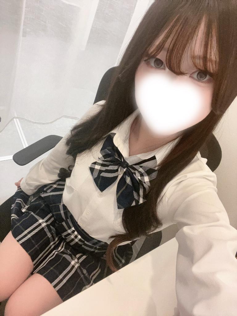 桃瀬ゆあ