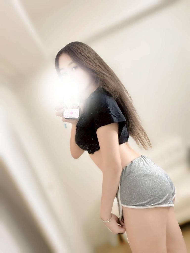 平井じゅな