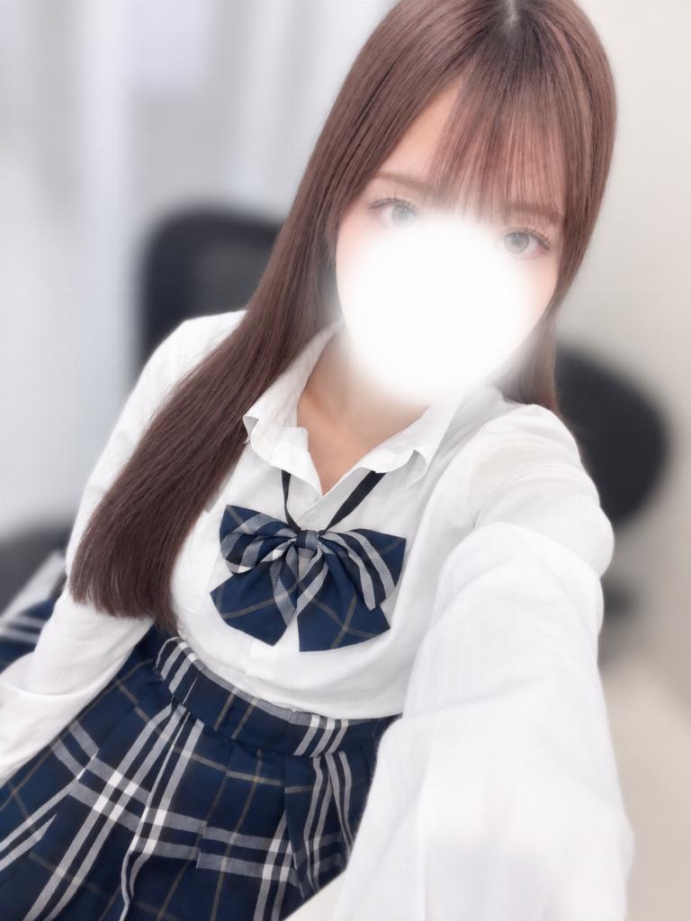 水瀬ひな