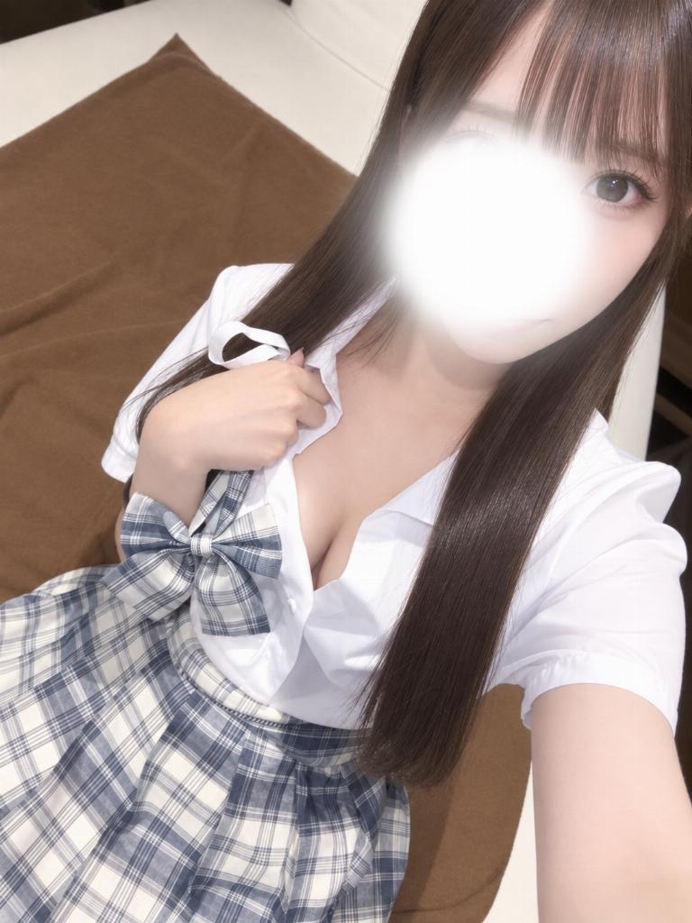 水瀬ひな