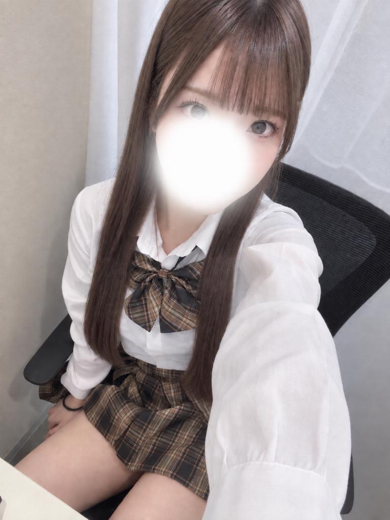 水瀬ひな