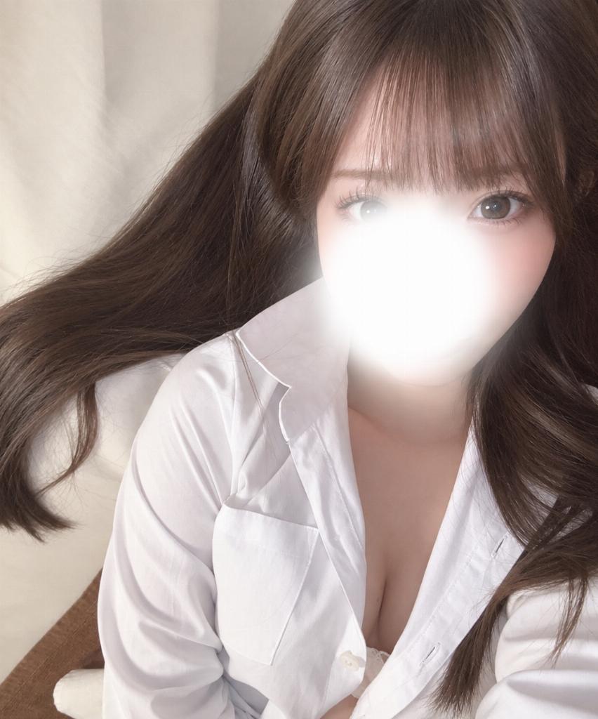 水瀬ひな