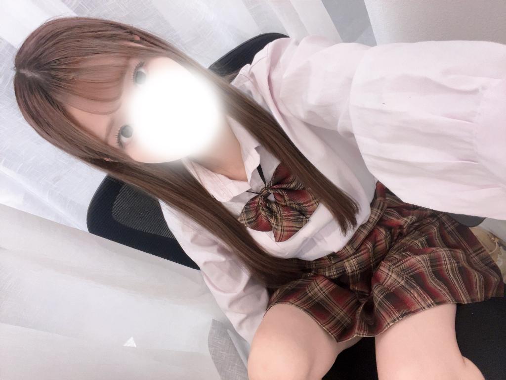 水瀬ひな