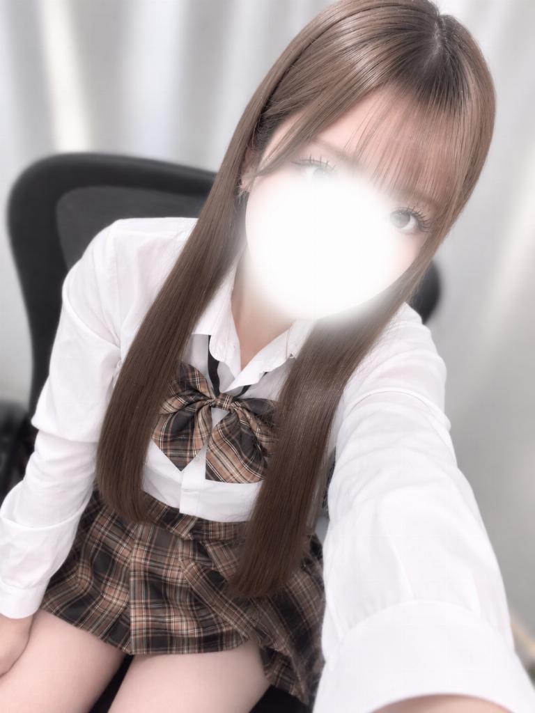 水瀬ひな