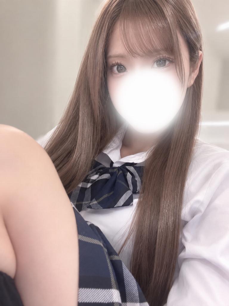 水瀬ひな
