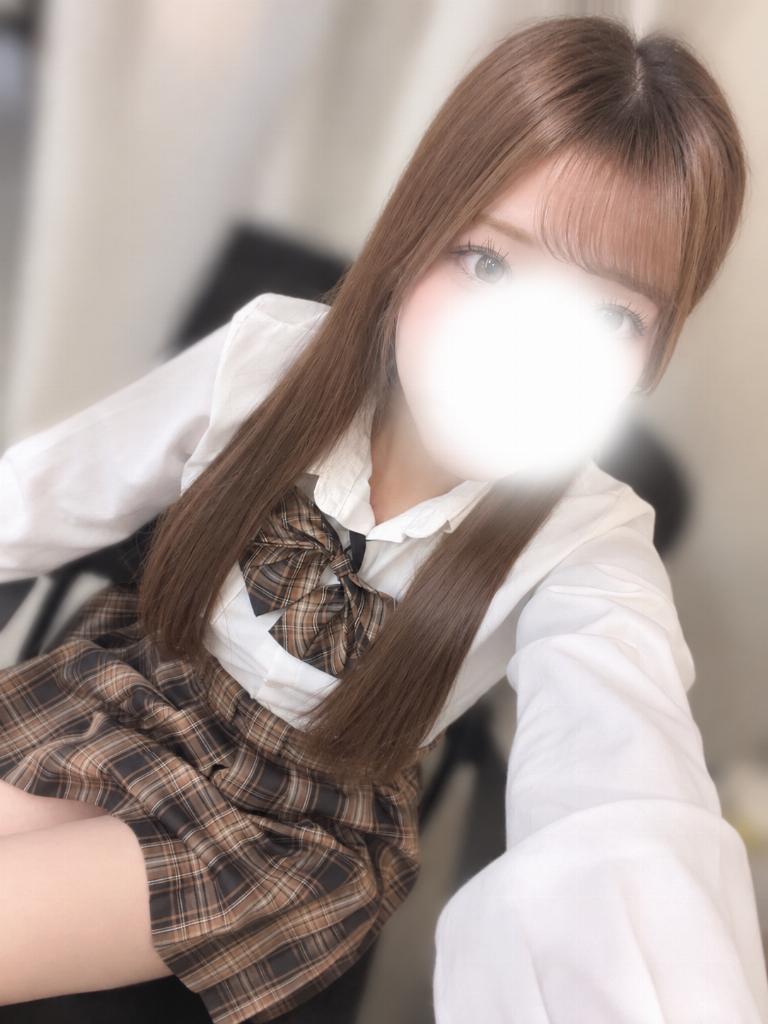 水瀬ひな