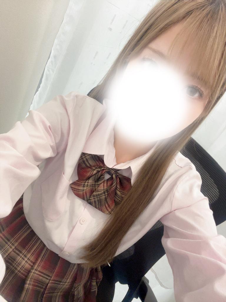 水瀬ひな