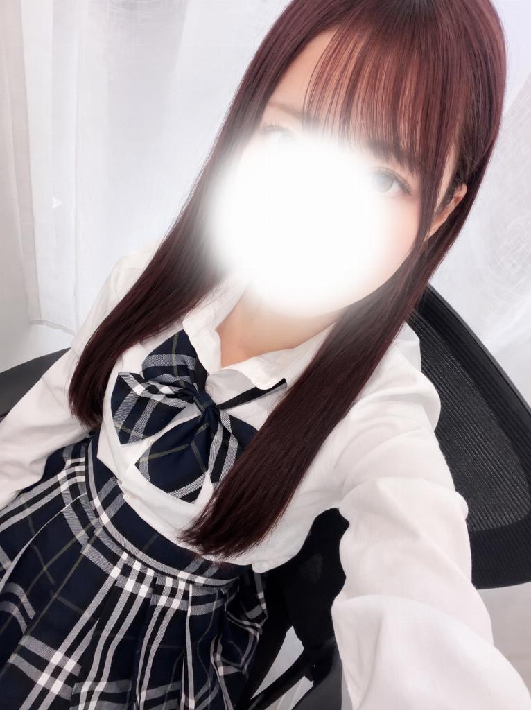 水瀬ひな