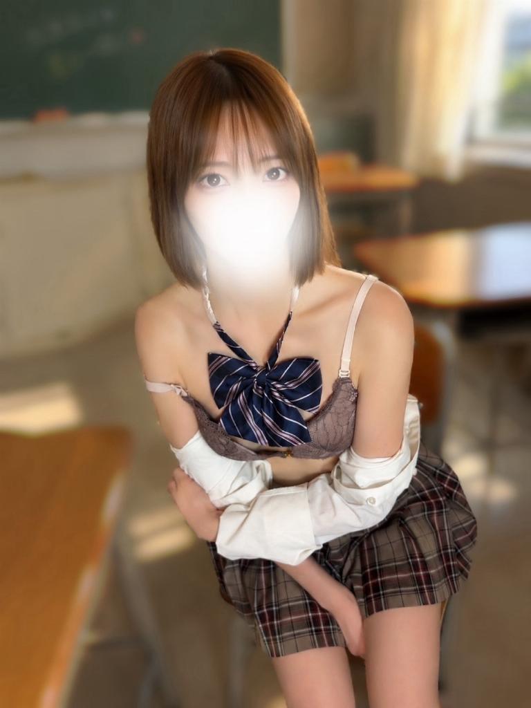 小倉なぎさ