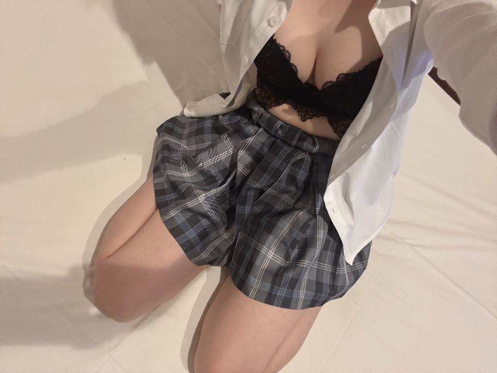 若葉めい