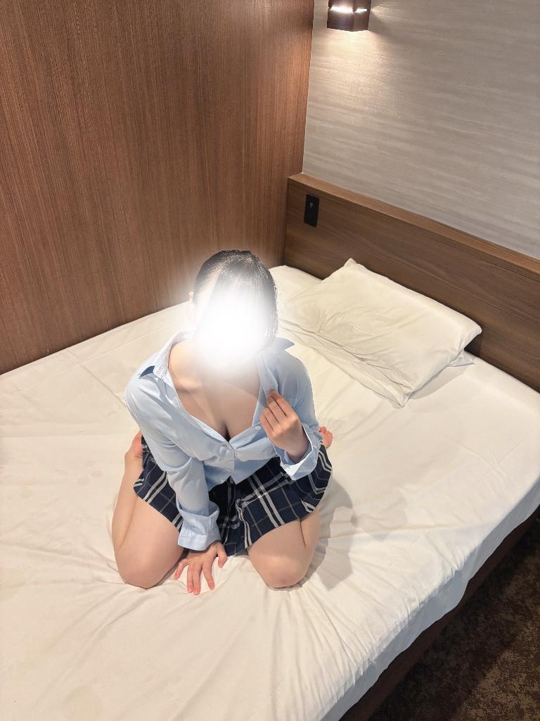 若葉めい