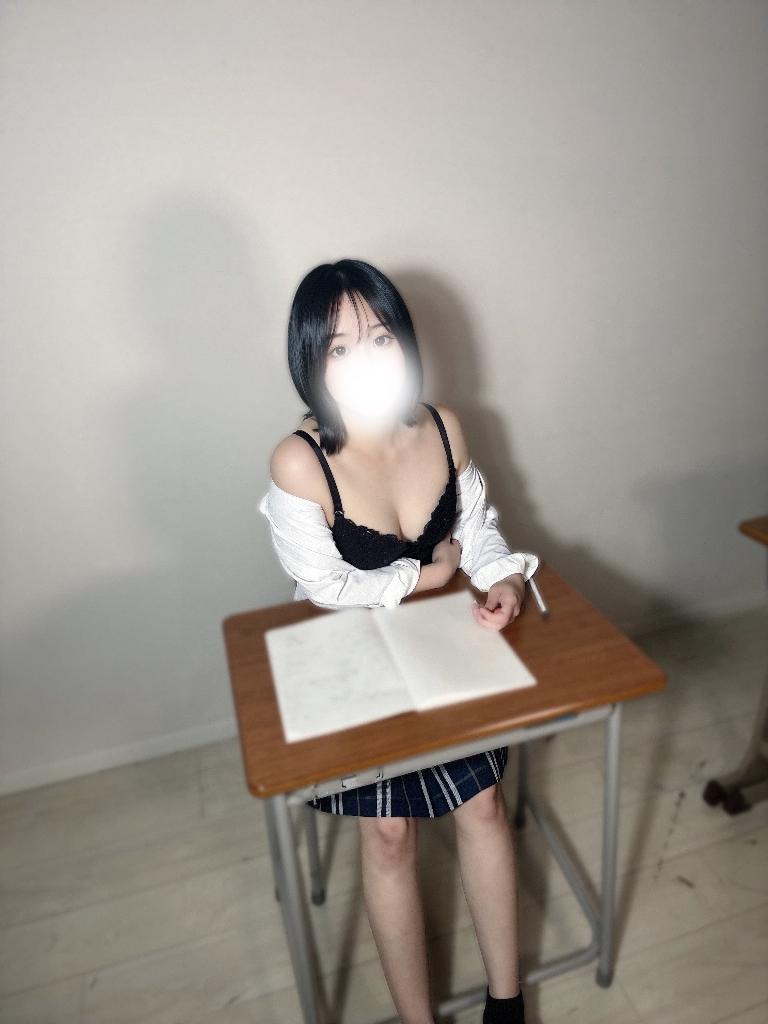 若葉めい