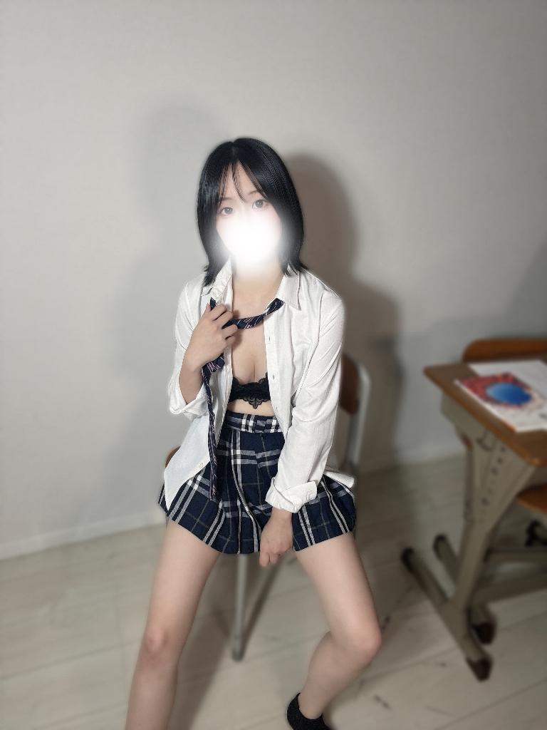 若葉めい