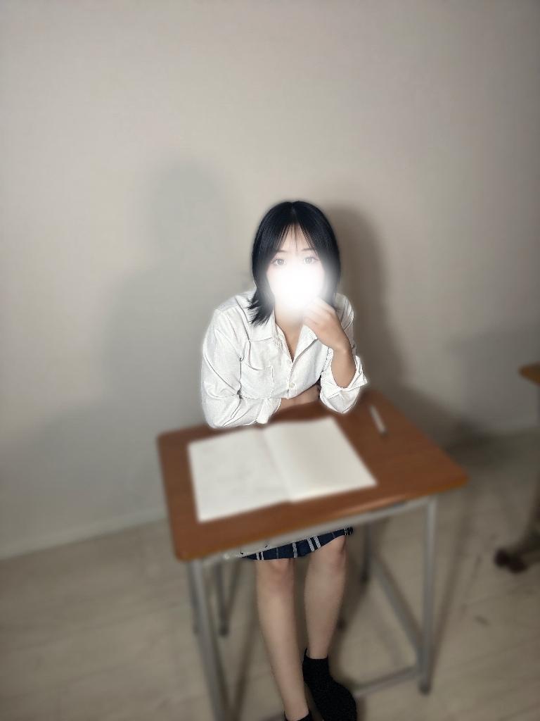 若葉めい